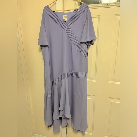 Candlelight & champagne plus size 28W bluish purple dress - Picture 3 of 5